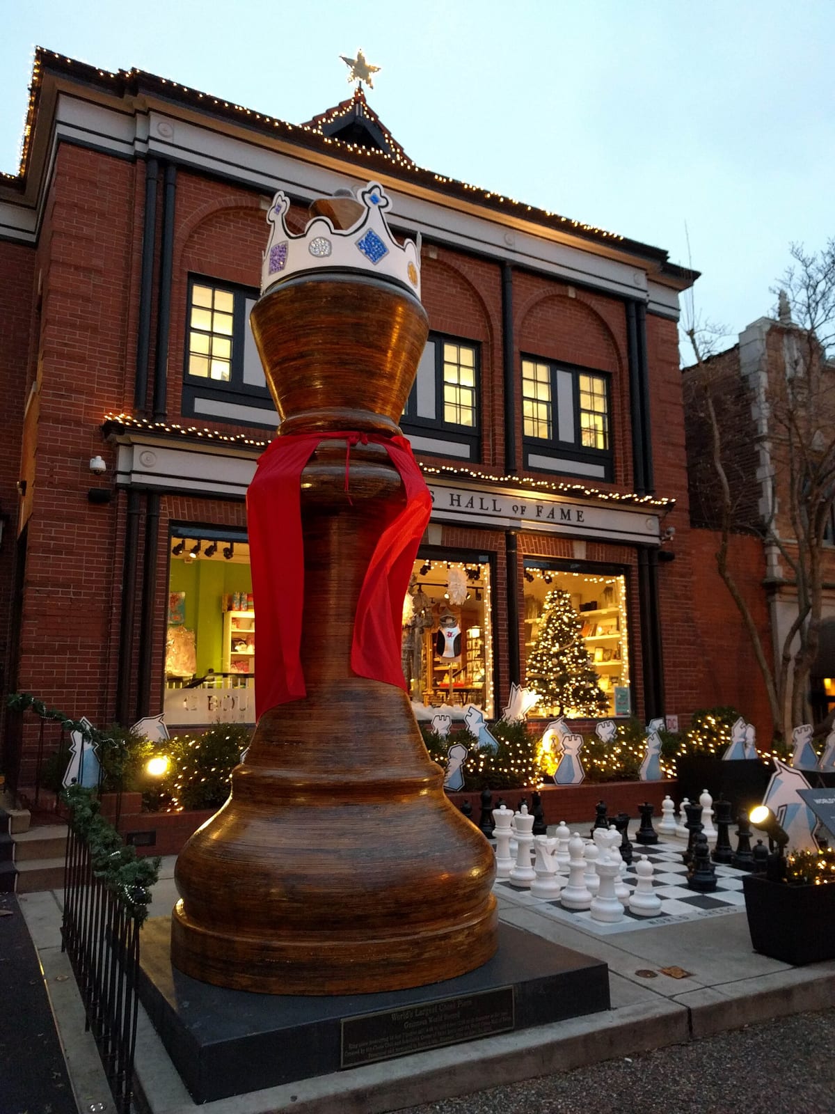 The World Chess Hall of Fame in the Central West End, Saint Louis, with the World's Largest Chess Piece outside